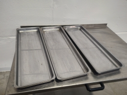 3 s/s dishes (82x27x4)